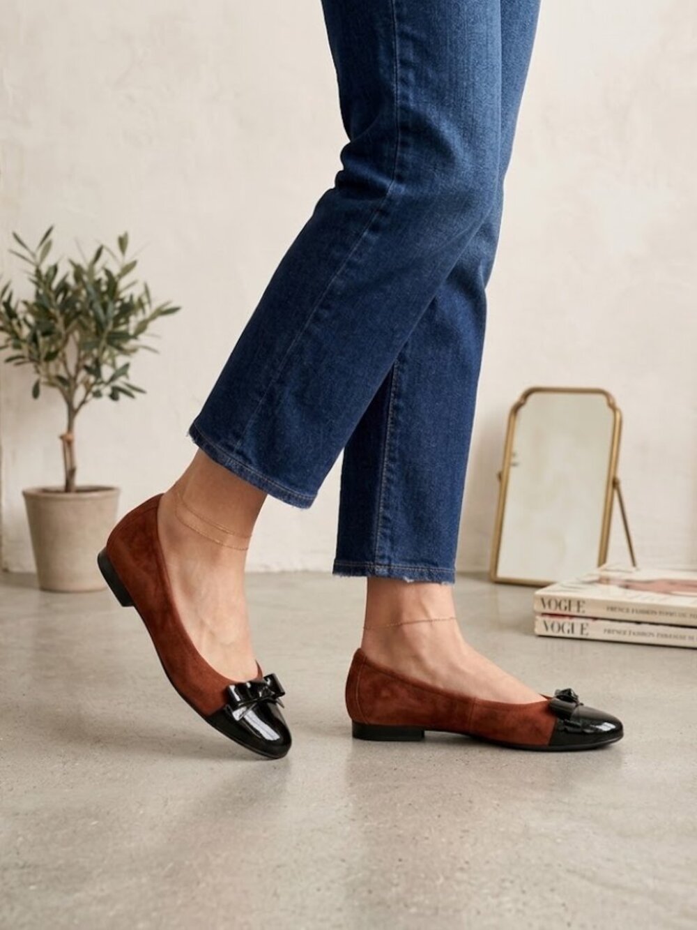 Paul Green Brown Suede Black Patent Toe Bow Ballet Flats
